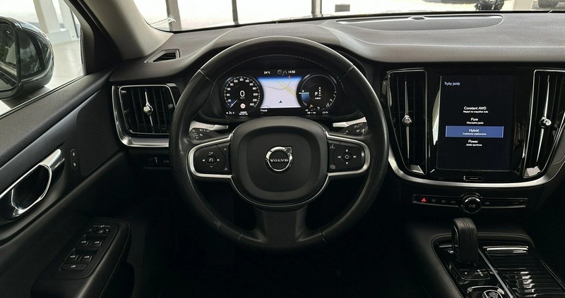 Volvo V60 cena 129900 przebieg: 164529, rok produkcji 2019 z Sztum małe 781